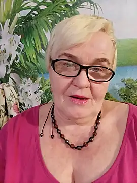 VioletSweet566 online show from 18, 3, 2025