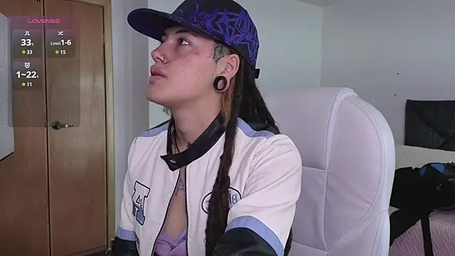  sharlotte777 online show from 7, 11, 2025