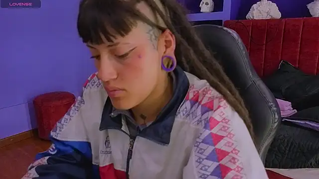  sharlotte777 online show from 19, 4, 2026