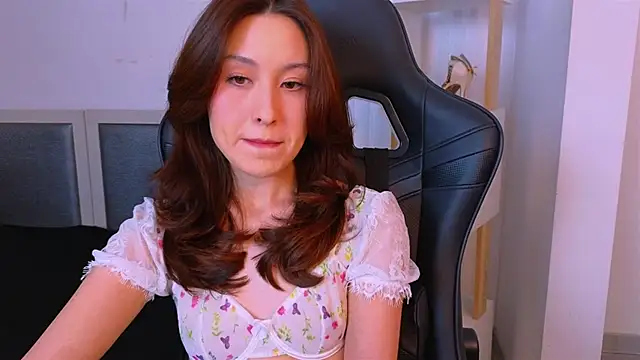 Snapshot of Ann__Cute chatting on 17, 3, 2025 Ann Cute online show from 17, 3, 2025