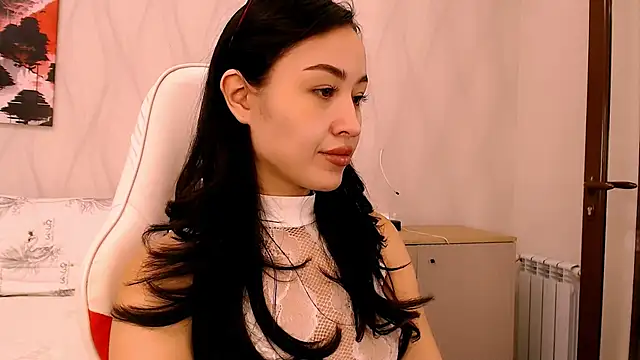 Snapshot of Ann__Cute chatting on 6, 11, 2025 Ann Cute online show from 6, 11, 2025