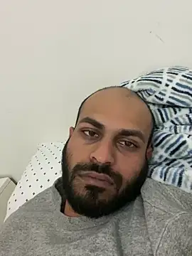 Snapshot of islandvybee55 chatting on 11, 1, 2025 islandvybee55 online show from 11, 1, 2025