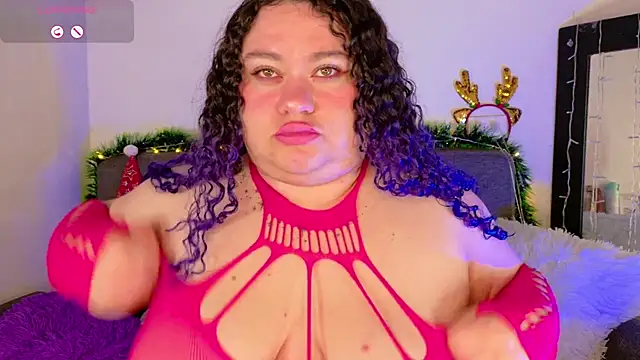 lunitaa0 online show from 18, 12, 2025