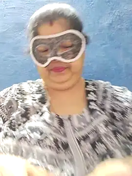 Snapshot of tamilthanushri chatting on 21, 2, 2026 tamilthanushri online show from 21, 2, 2026