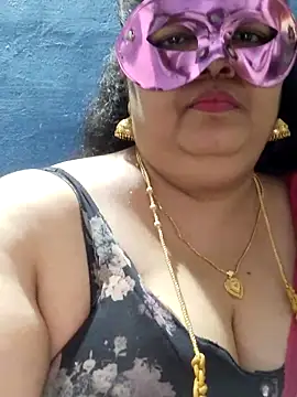 Snapshot of tamilthanushri chatting on 1, 3, 2026 tamilthanushri online show from 1, 3, 2026