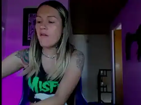 kim jeins11 online show from 8, 12, 2024