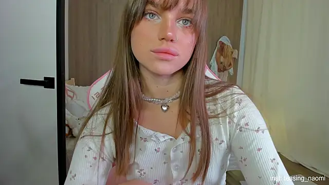 aesthetics  tease online show from 24, 11, 2025