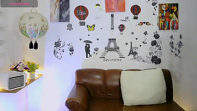 Snapshot of FernandaEloisa chatting on 3, 2, 2025 FernandaEloisa online show from 3, 2, 2025