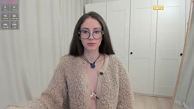 Snapshot of snowiie chatting on 3, 10, 2025 snowiie online show from 3, 10, 2025