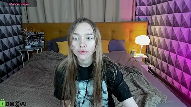 Snapshot of Lesi_Moonie01 chatting on 10, 9, 2025 Lesi Moonie01 online show from 10, 9, 2025