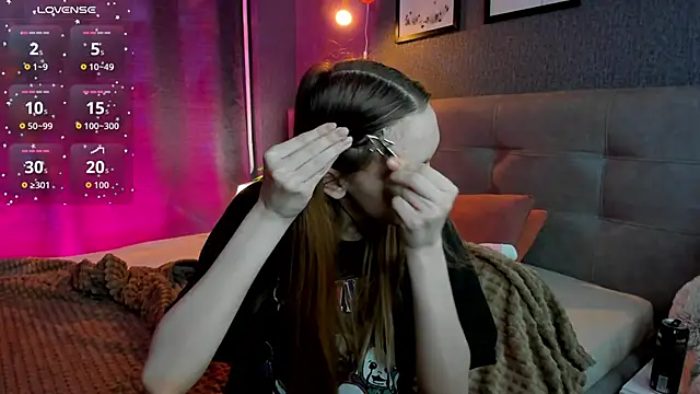 Snapshot of Lesi_Moonie01 chatting on 29, 11, 2025 Lesi Moonie01 online show from 29, 11, 2025