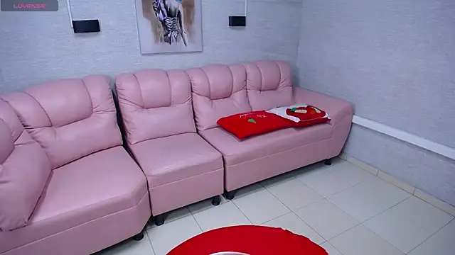 Alaya cute online show from 7, 1, 2025