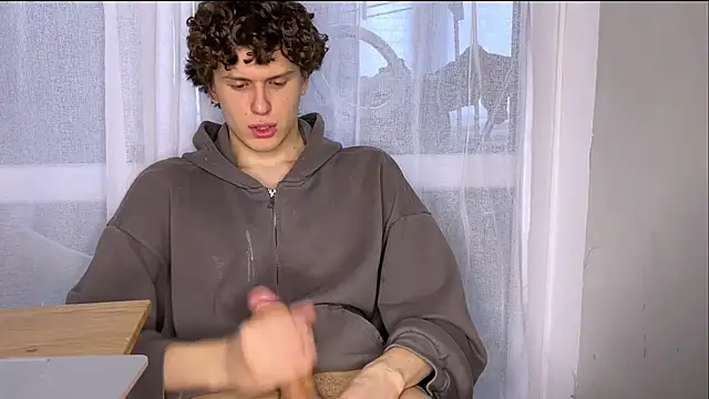 alyx garden online show from 15, 3, 2026