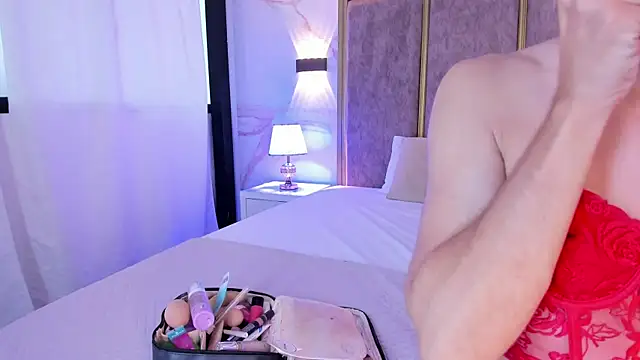 MaxiRogers online show from 14, 12, 2025