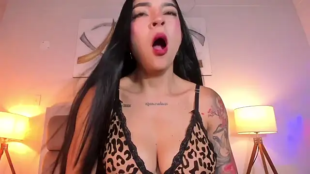 kimberlyycox online show from 17, 9, 2025