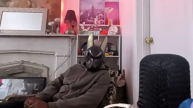 Snapshot of Luvcoxinholes chatting on 29, 11, 2025 Luvcoxinholes online show from 29, 11, 2025