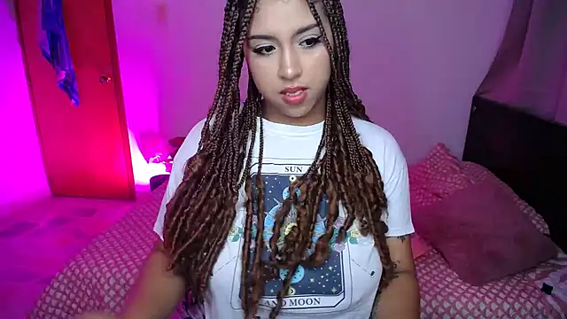 Snapshot of barbara_falcons chatting on 26, 12, 2024 barbara falcons online show from 26, 12, 2024