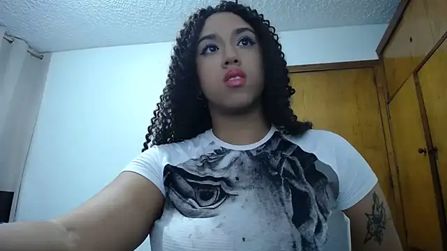 Snapshot of barbara_falcons chatting on 10, 2, 2025 barbara falcons online show from 10, 2, 2025