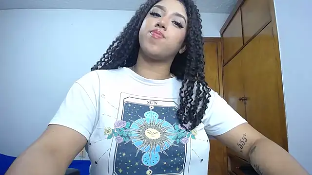 Snapshot of barbara_falcons chatting on 6, 3, 2025 barbara falcons online show from 6, 3, 2025