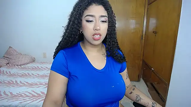 Snapshot of barbara_falcons chatting on 13, 3, 2025 barbara falcons online show from 13, 3, 2025