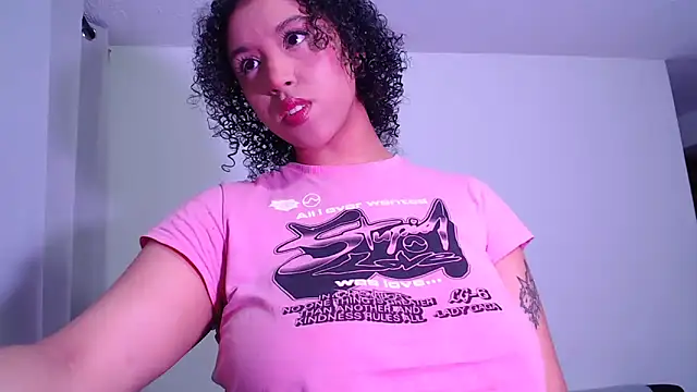 Snapshot of barbara_falcons chatting on 7, 11, 2025 barbara falcons online show from 7, 11, 2025