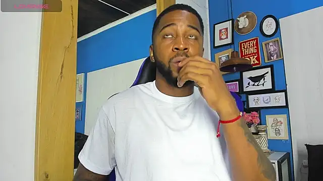 Snapshot of Drake_Nassir4 chatting on 29, 9, 2025 Drake Nassir4 online show from 29, 9, 2025