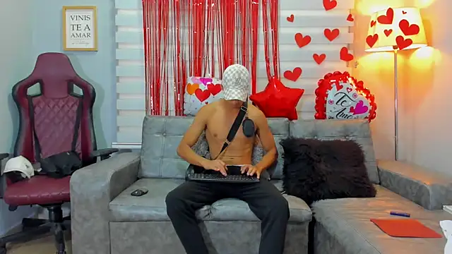 jose sexycumm online show from 13, 2, 2025