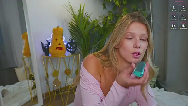  Katie Dierse online show from 30, 10, 2025