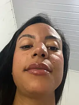 Snapshot of Elamesmamorena chatting on 17, 1, 2026 Elamesmamorena online show from 17, 1, 2026