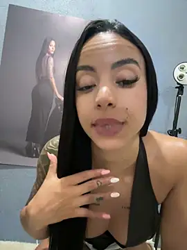 Elamesmamorena online show from 18, 5, 2026