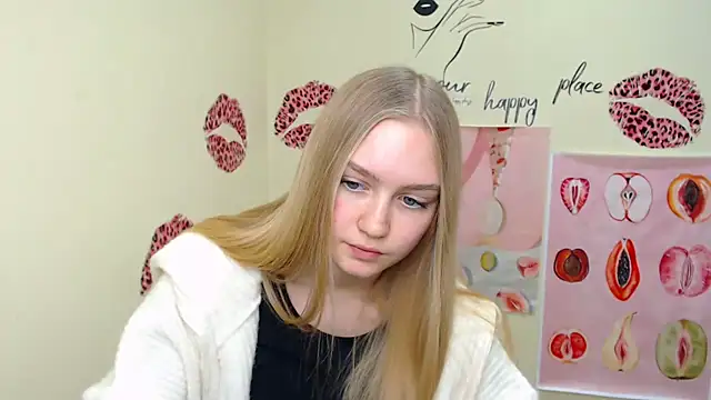Snapshot of MademoiselleCl chatting on 18, 12, 2024 MademoiselleCl online show from 18, 12, 2024