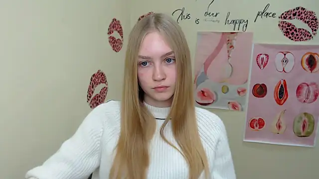 Snapshot of MademoiselleCl chatting on 12, 1, 2025 MademoiselleCl online show from 12, 1, 2025