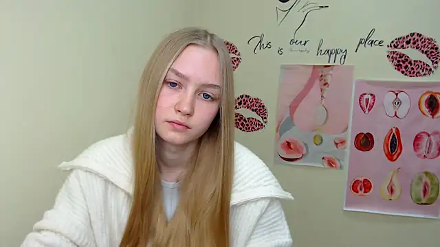 Snapshot of MademoiselleCl chatting on 22, 1, 2025 MademoiselleCl online show from 22, 1, 2025