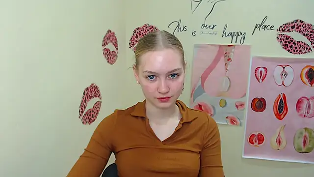 Snapshot of MademoiselleCl chatting on 19, 2, 2025 MademoiselleCl online show from 19, 2, 2025