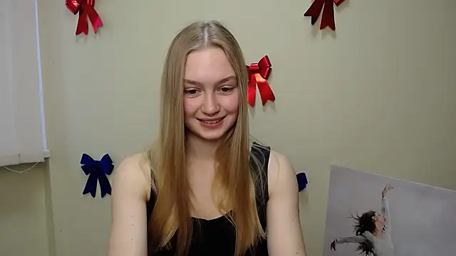 Snapshot of MademoiselleCl chatting on 14, 3, 2025 MademoiselleCl online show from 14, 3, 2025