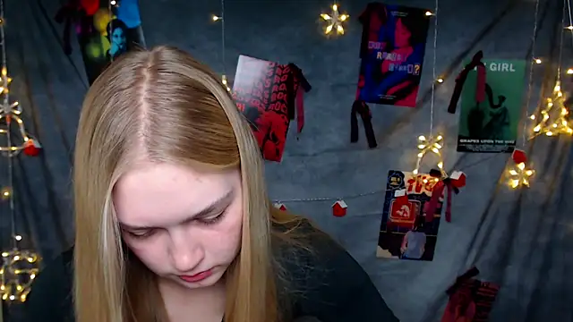 MademoiselleCl online show from 13, 12, 2025