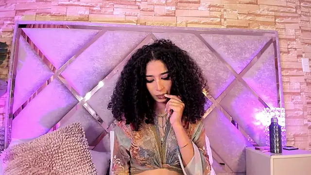  lanna jhonson  online show from 6, 11, 2025