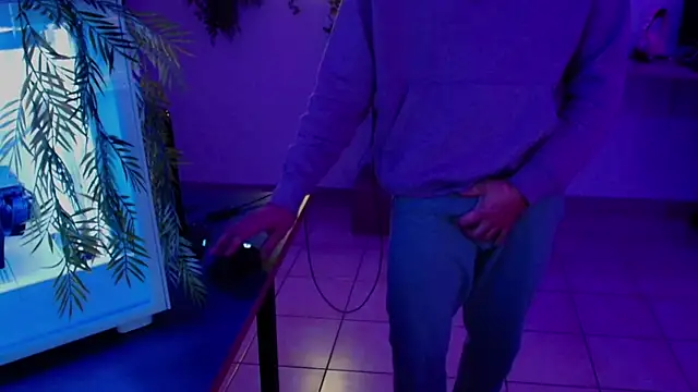 Vlad230323 online show from 10, 12, 2024