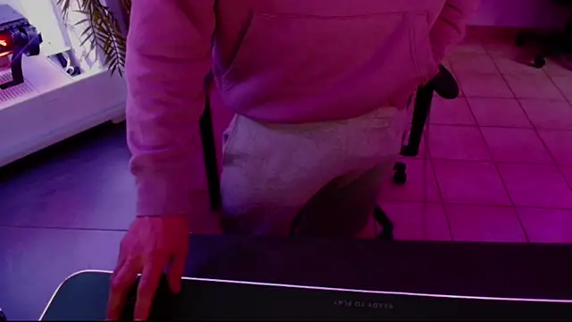 Vlad230323 online show from 4, 1, 2025