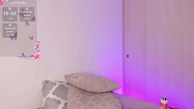 Nix Taylor online show from 4, 12, 2024