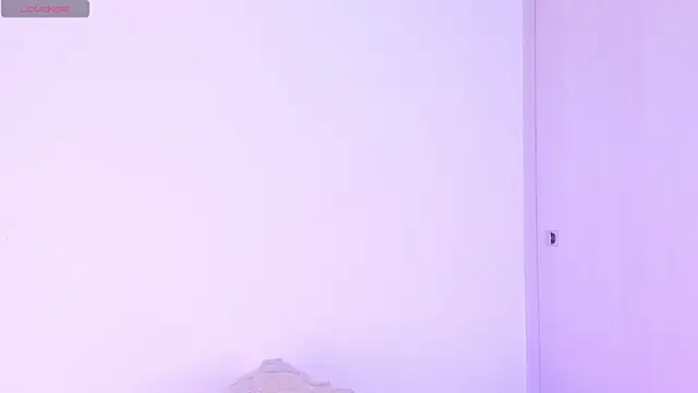 Nix Taylor online show from 4, 3, 2025