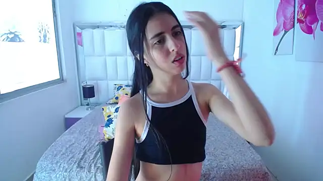 Snapshot of anna_alvarez chatting on 15, 1, 2025 anna alvarez online show from 15, 1, 2025