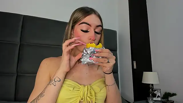 Lizz Luna online show from 29, 9, 2025