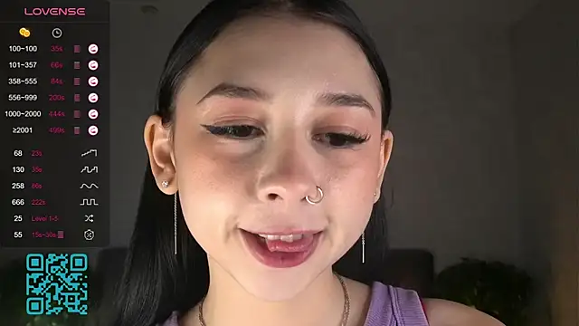 AislyEmbury online show from 17, 10, 2025