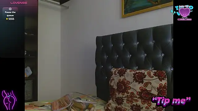 AntonellaAndNoah online show from 11, 1, 2025