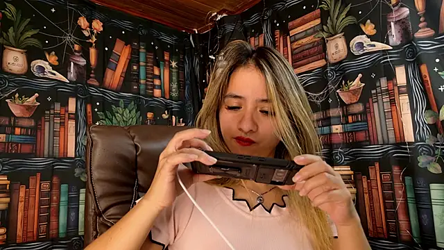 julietta   jackson online show from 22, 1, 2025