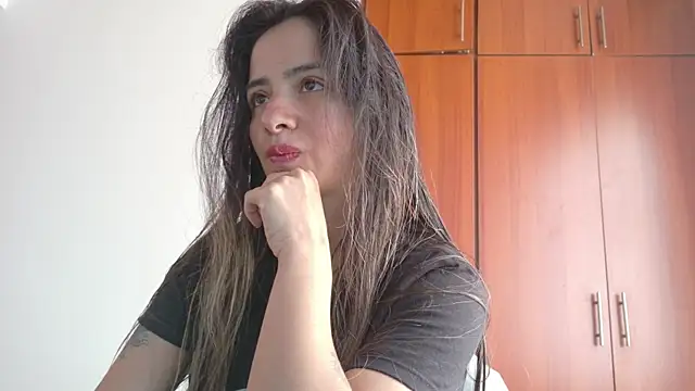 Snapshot of julietta___jackson chatting on 25, 4, 2026 julietta jackson online show from 25, 4, 2026