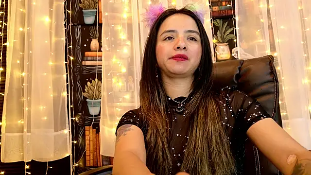 Snapshot of julietta___jackson chatting on 17, 7, 2026 julietta jackson online show from 17, 7, 2026
