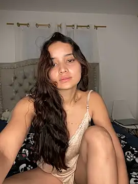 MollySanders    online show from 18, 12, 2024