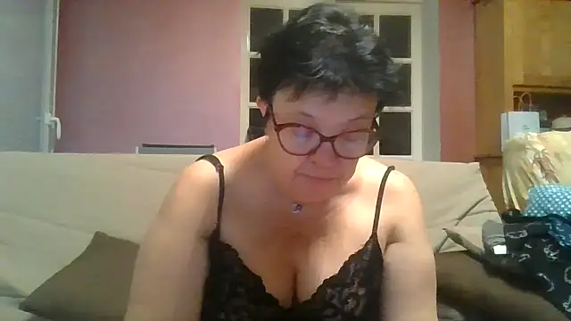 Vandeae44 online show from 12, 5, 2026